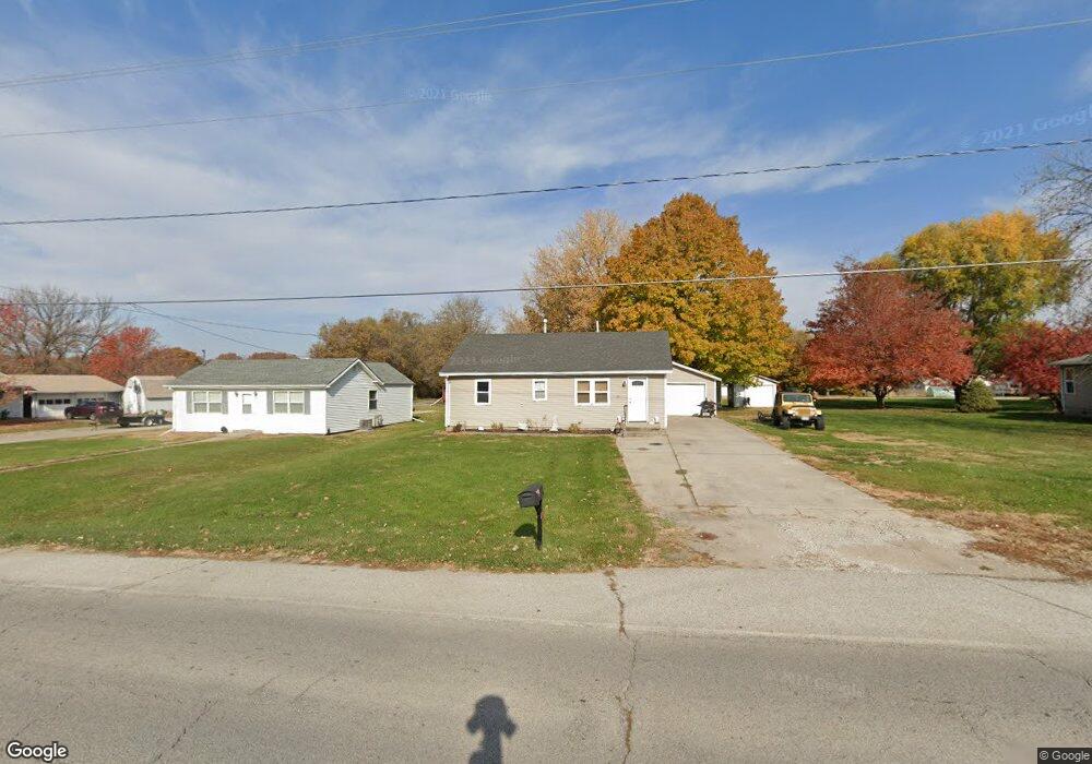 921 W Nishna Rd, Shenandoah, IA 51601 - photo 1