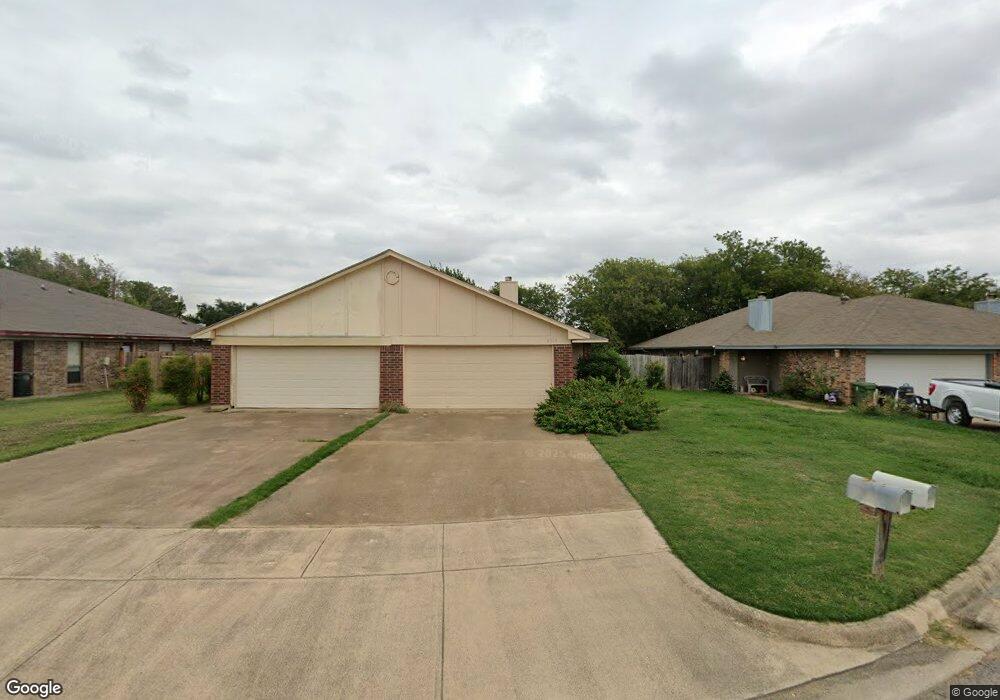 6308 Mark Ct, North Richland Hills, TX 76182 - photo 1