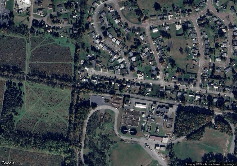 1 W Maple Ln, Berwick, PA 18603 - photo 1