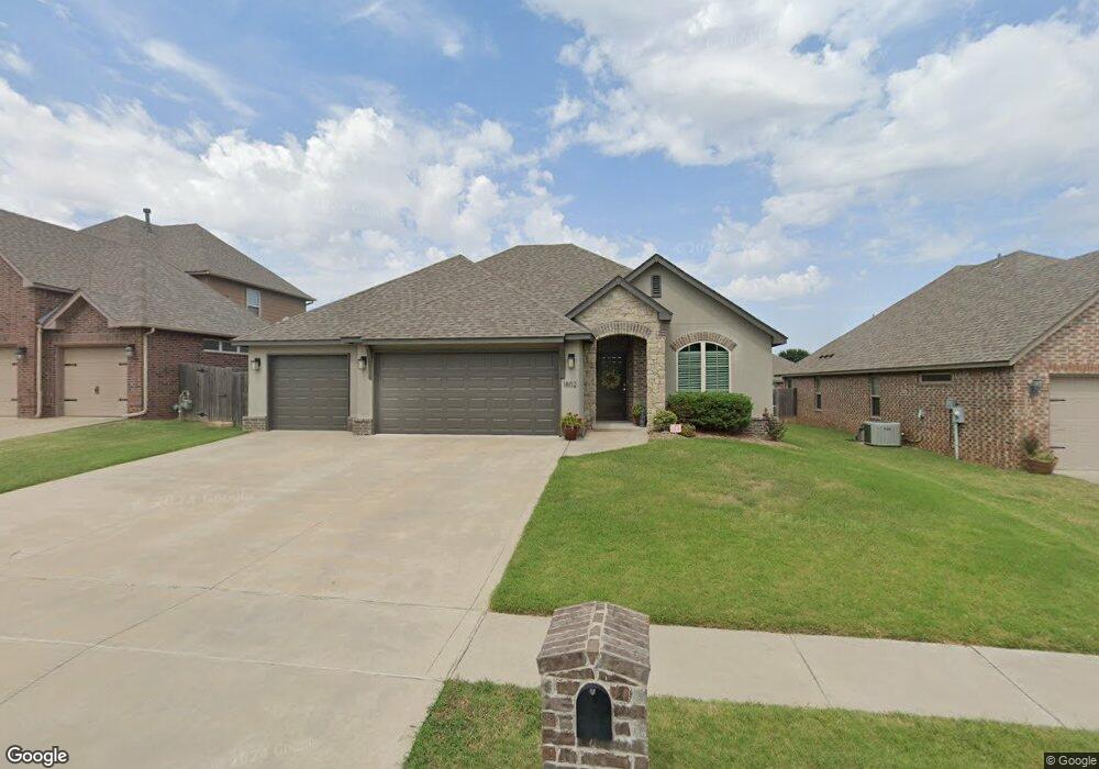 1802 E Montgomery Place, Broken Arrow, OK 74012 - photo 1