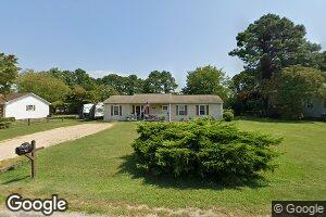1875 Highland Dr, Gloucester Point, VA 23062