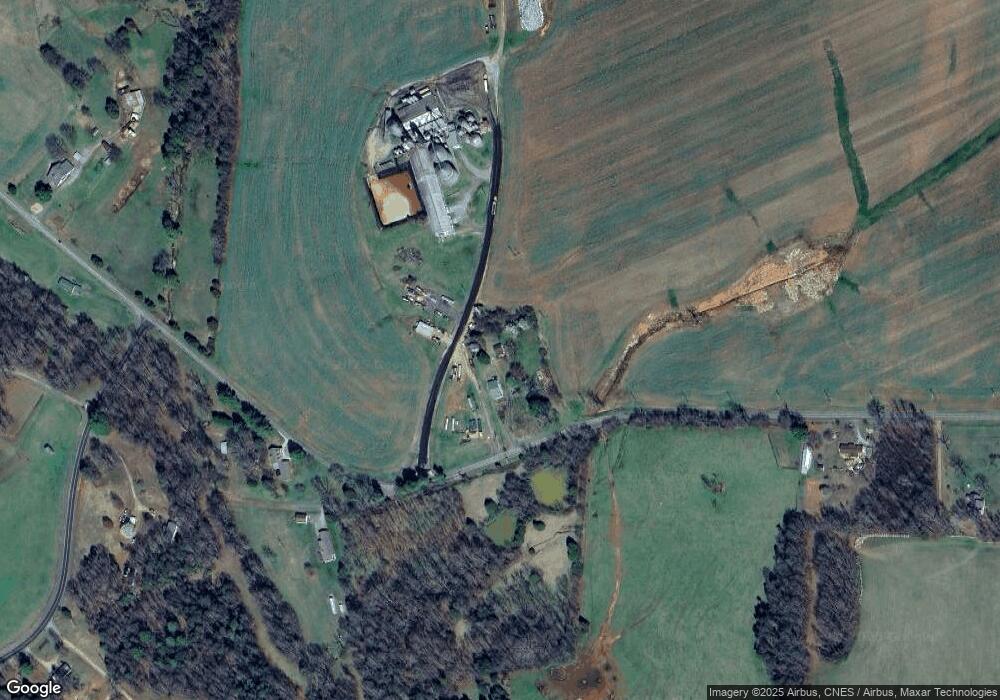 956 Snow Creek Rd, Statesville, NC 28625 - photo 1