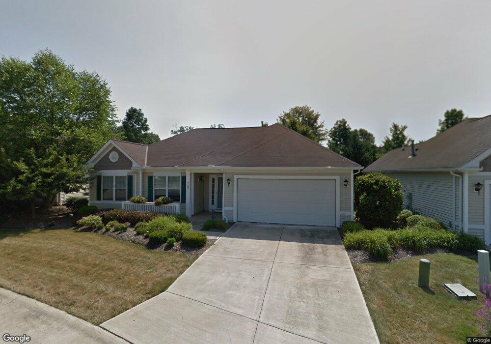 9091 W Windsor Dr, Olmsted Falls, OH 44138 - photo 1