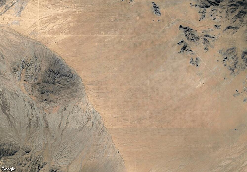 2252 S Gene Autry Rd, Yucca, AZ 86438 - photo 1