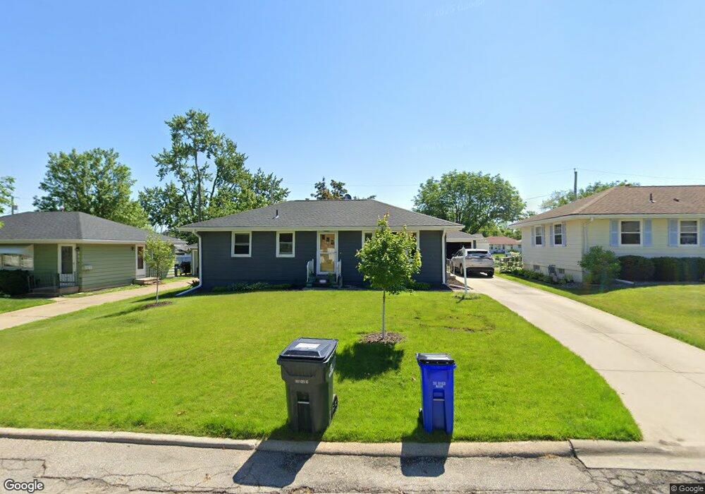401 24th St NW, Cedar Rapids, IA 52405 - photo 1