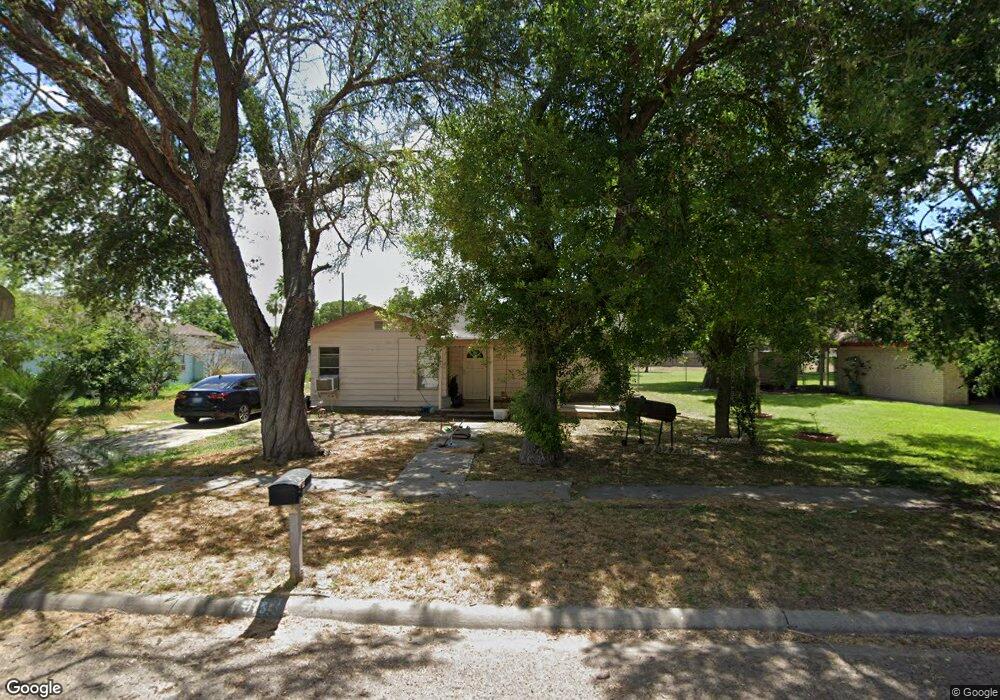 915 S Kansas Ave, Weslaco, TX 78596 - photo 1