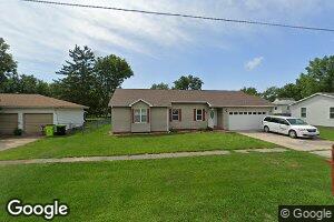 323 N Locust St, Maroa, IL 61756