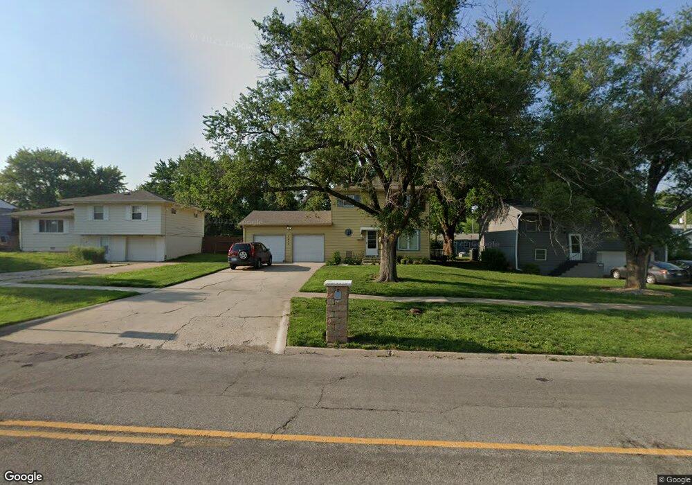 1212 SE 37th St unit HUD 181-168907, Topeka, KS 66605 - photo 1
