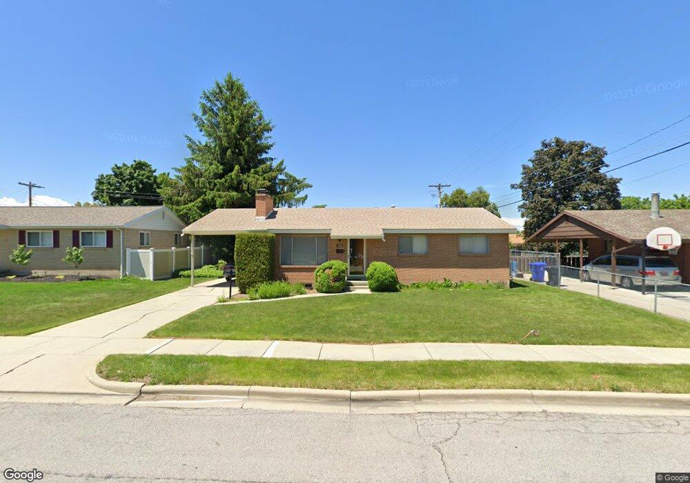 1362 S 400 W, Bountiful, UT 84010 - photo 1