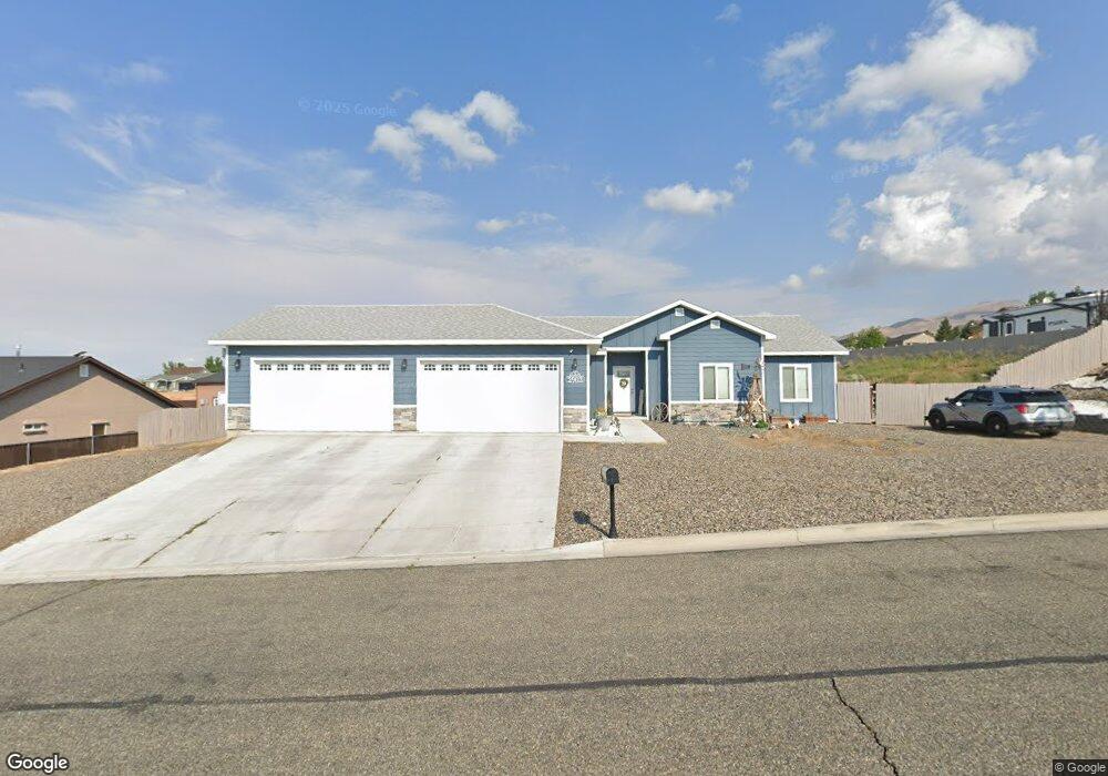 2903 Frontier St, Winnemucca, NV 89445 - photo 1