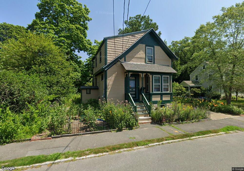 6 Phillips St, Marblehead, MA 01945 - photo 1