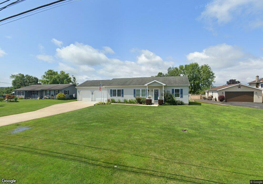 635 Elm Dr, Hughesville, PA 17737 - photo 1