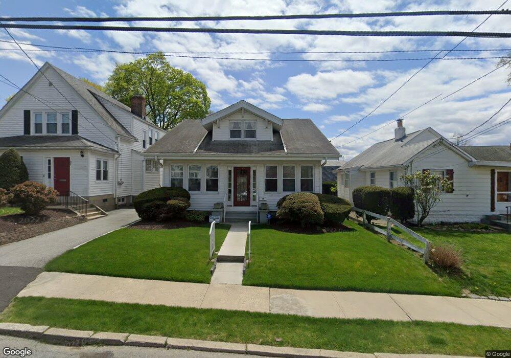 28 Dover Ln, Yonkers, NY 10710 - photo 1