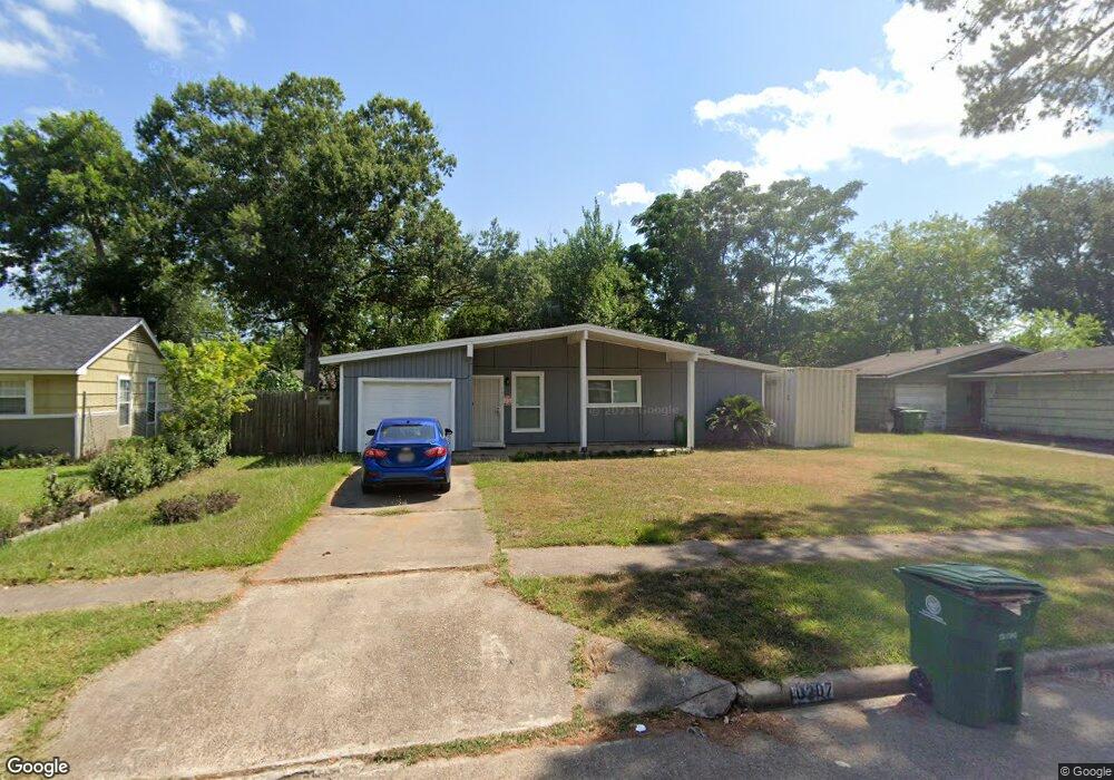 10207 Fonville Dr, Houston, TX 77075 - photo 1