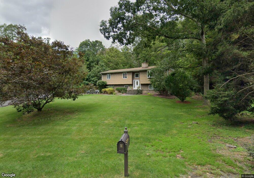 47 Kentwood Dr, Carmel, NY 10512 - photo 1