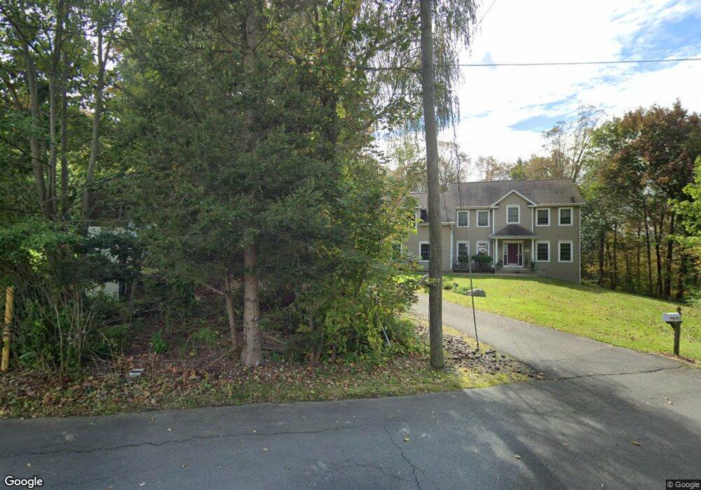 210 Richardson Dr, Middlebury, CT 06762 - photo 1