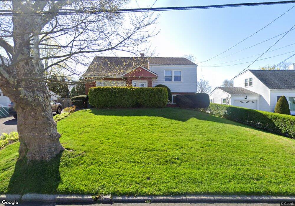 26 Rugby Rd, Yonkers, NY 10710 - photo 1