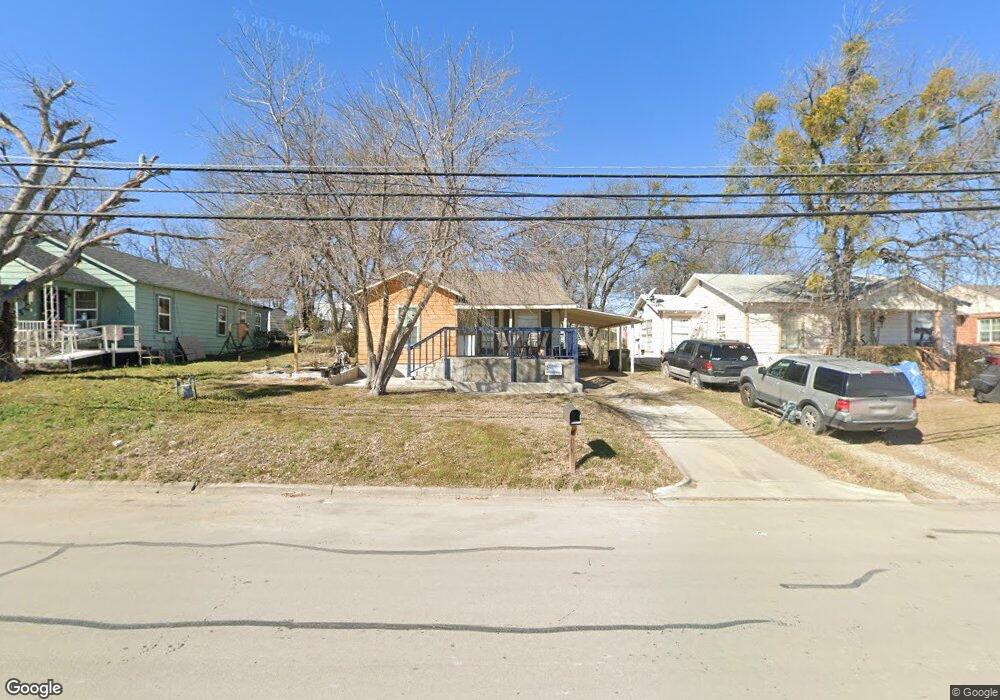 908 Meadow Park Dr, Fort Worth, TX 76108 - photo 1