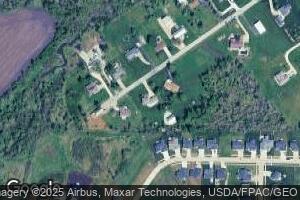 7409 Railway St, Palo, IA 52324