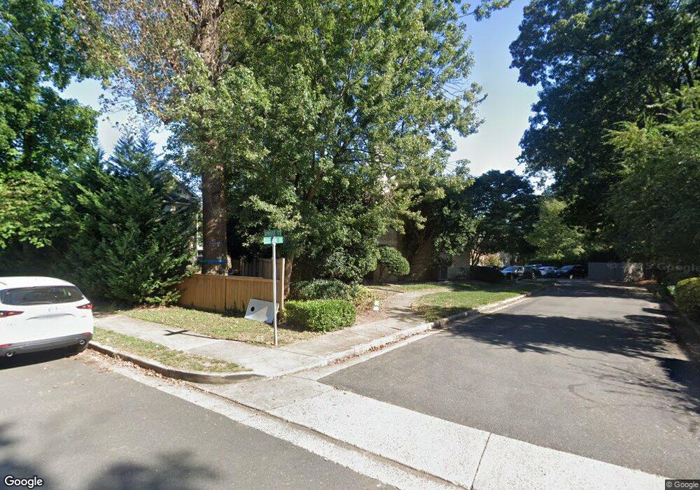 1004 Ellison Square, Falls Church, VA 22046 - photo 1