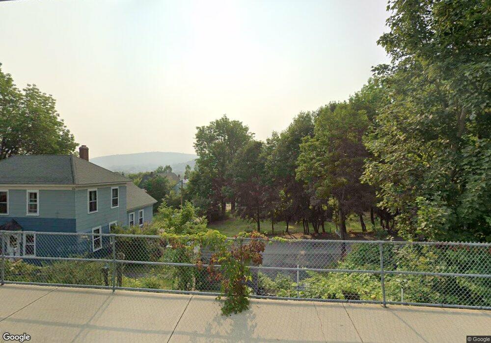 530 1st Ave, Berlin, NH 03570 - photo 1