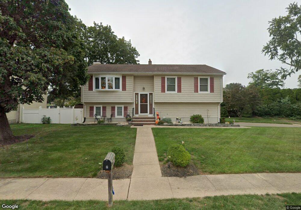 2 Roosevelt Dr, Middlesex, NJ 08846 - photo 1