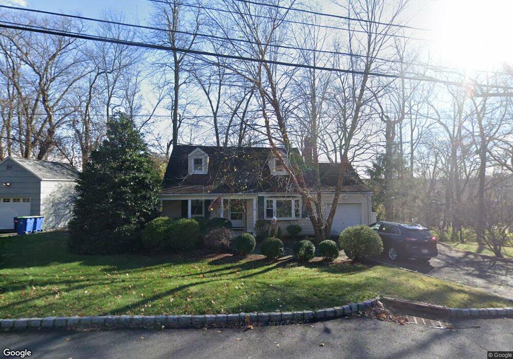 92 Johnston Dr Extension, North Plainfield, NJ 07060 - photo 1