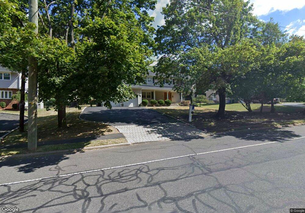 33 Shrewsbury Dr, Livingston, NJ 07039 - photo 1