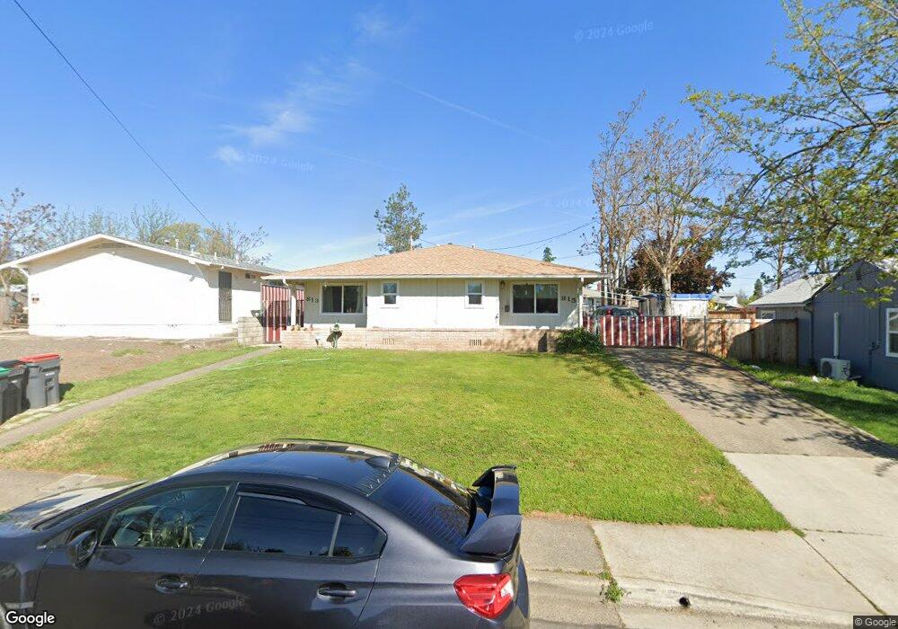 813 Manzanita St, Central Point, OR 97502 - photo 1