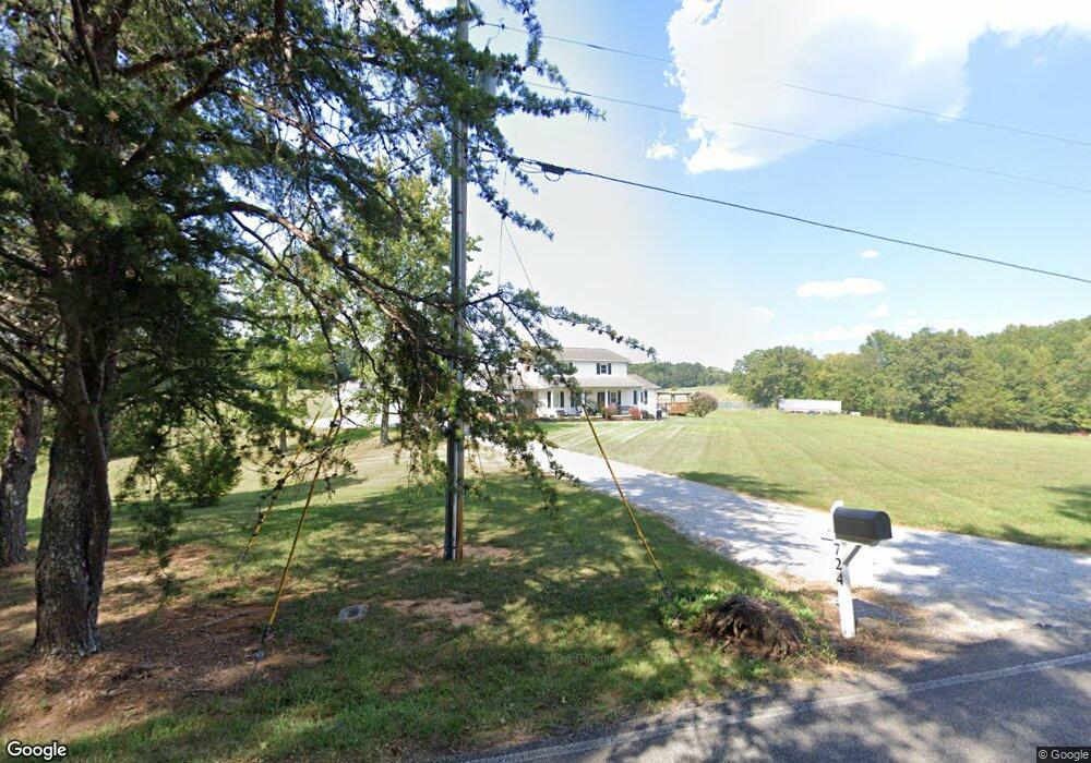 724 Wd White Rd, Walling, TN 38587 - photo 1