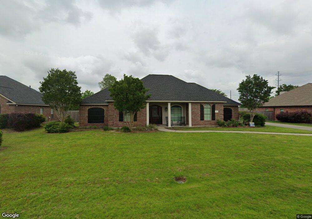 5722 W Stephie Ln, Lake Charles, LA 70605 - photo 1