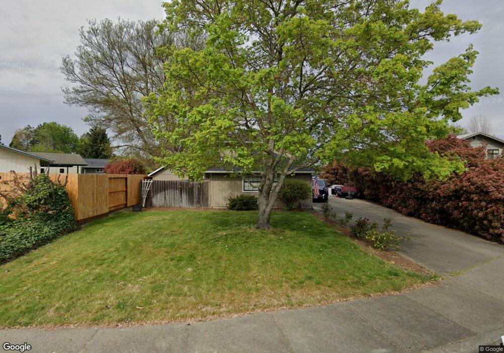 1870 Meadow Glen, Grants Pass, OR 97527 - photo 1