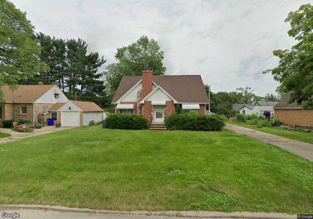 315 21st St NW, Cedar Rapids, IA 52405 - photo 1