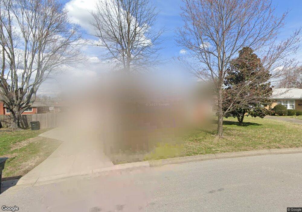 18 Robin Rd, New Albany, IN 47150 - photo 1