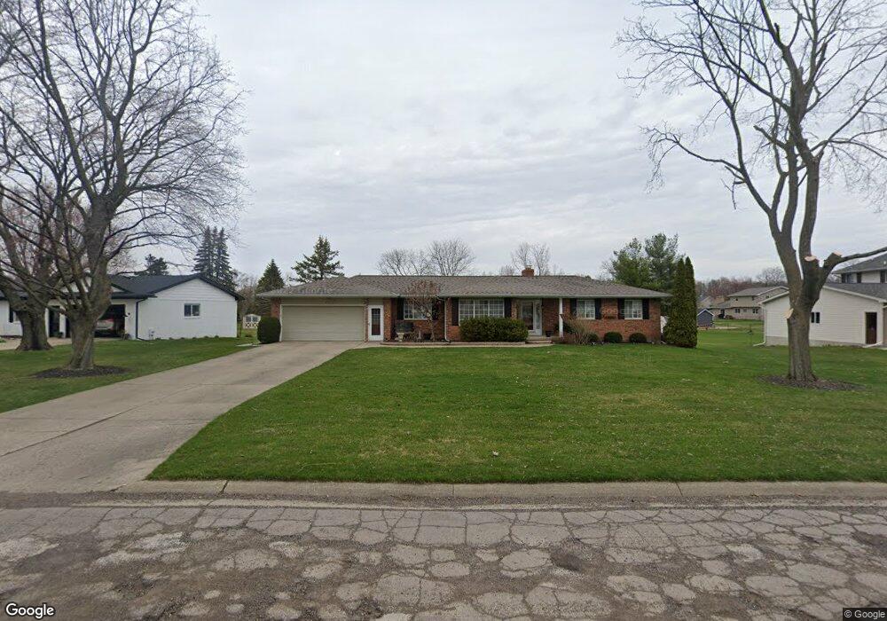 8414 Apple Blossom Ln, Flushing, MI 48433 - photo 1