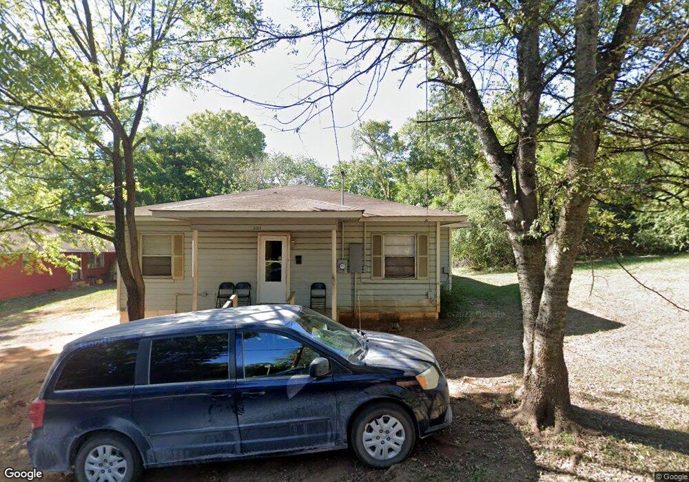215, 301 W Cox, Nacogdoches, TX 75961 - photo 1