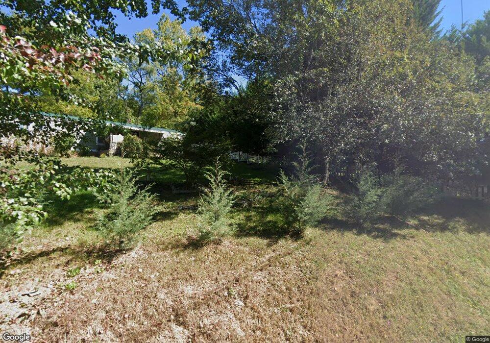 268 Queen St, Hendersonville, NC 28792 - photo 1