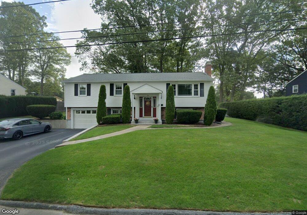 39 Mark Allen Dr, Warwick, RI 02886 - photo 1