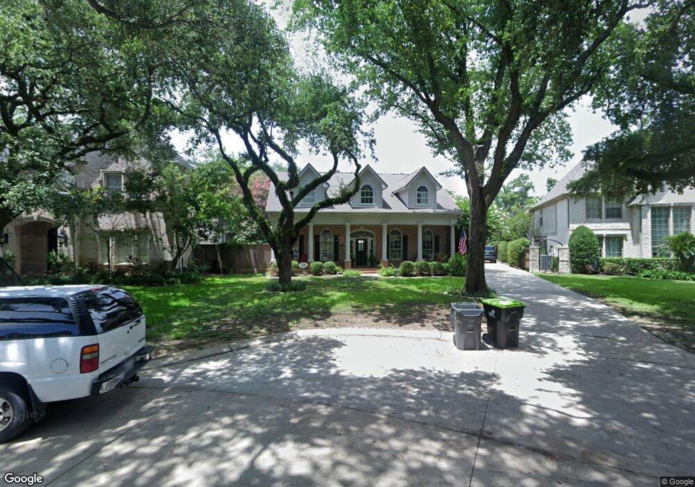 8616 Lanell Ln, Houston, TX 77055 - photo 1