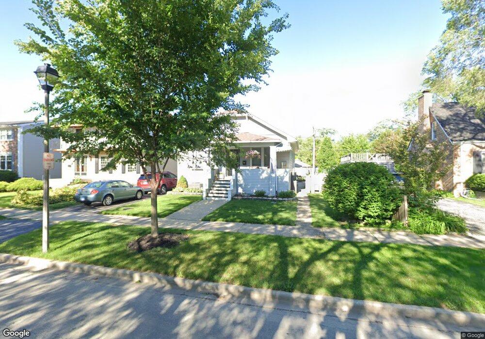 381 N Emroy Ave, Elmhurst, IL 60126 - photo 1