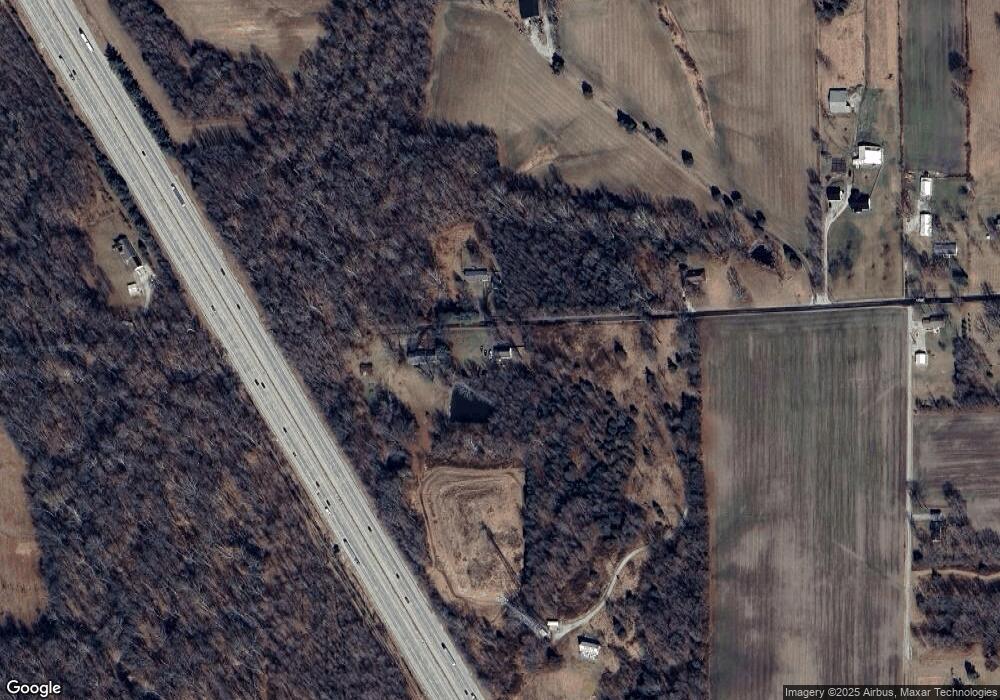 1621 W 700 S, Columbus, IN 47201 - photo 1