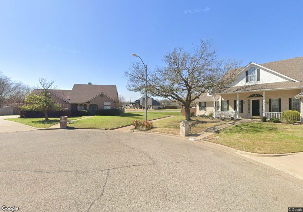 1209 Brook Ln, Cleburne, TX 76033 - photo 1