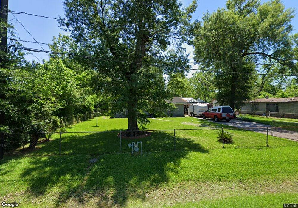 5830 Gaston St, Houston, TX 77016 - photo 1