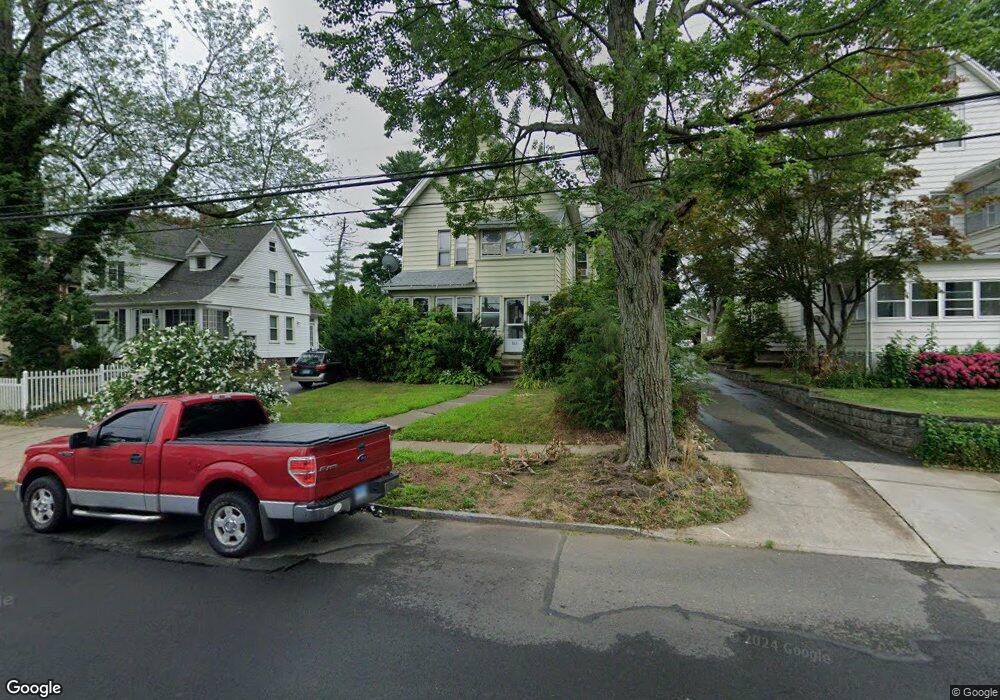 115 S Highland St, West Hartford, CT 06119 - photo 1