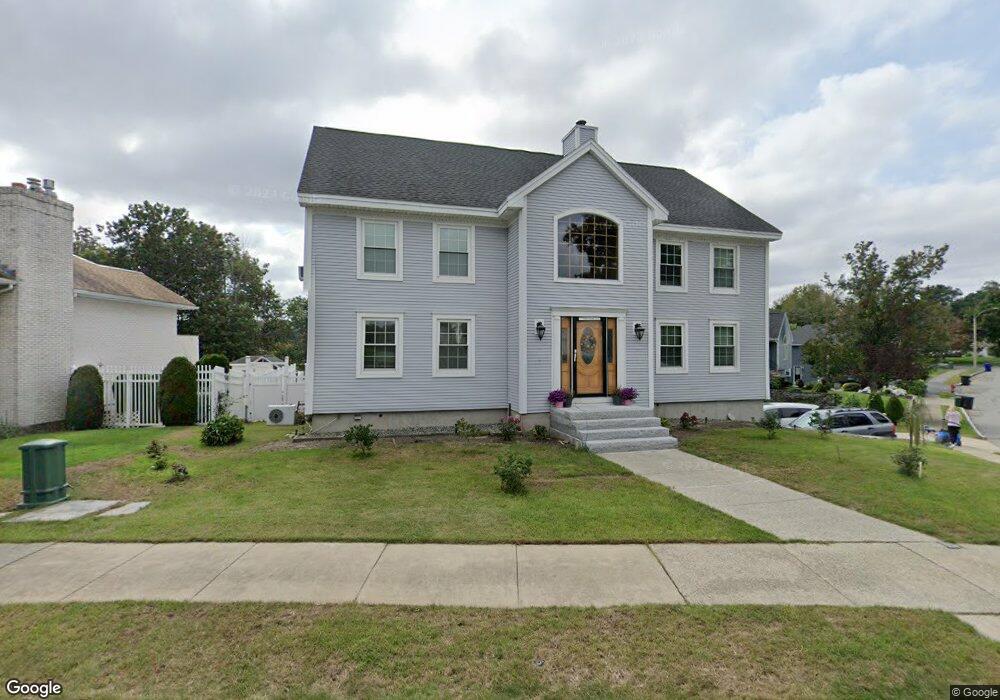 23 Dapper Darby Dr, Stoneham, MA 02180 - photo 1