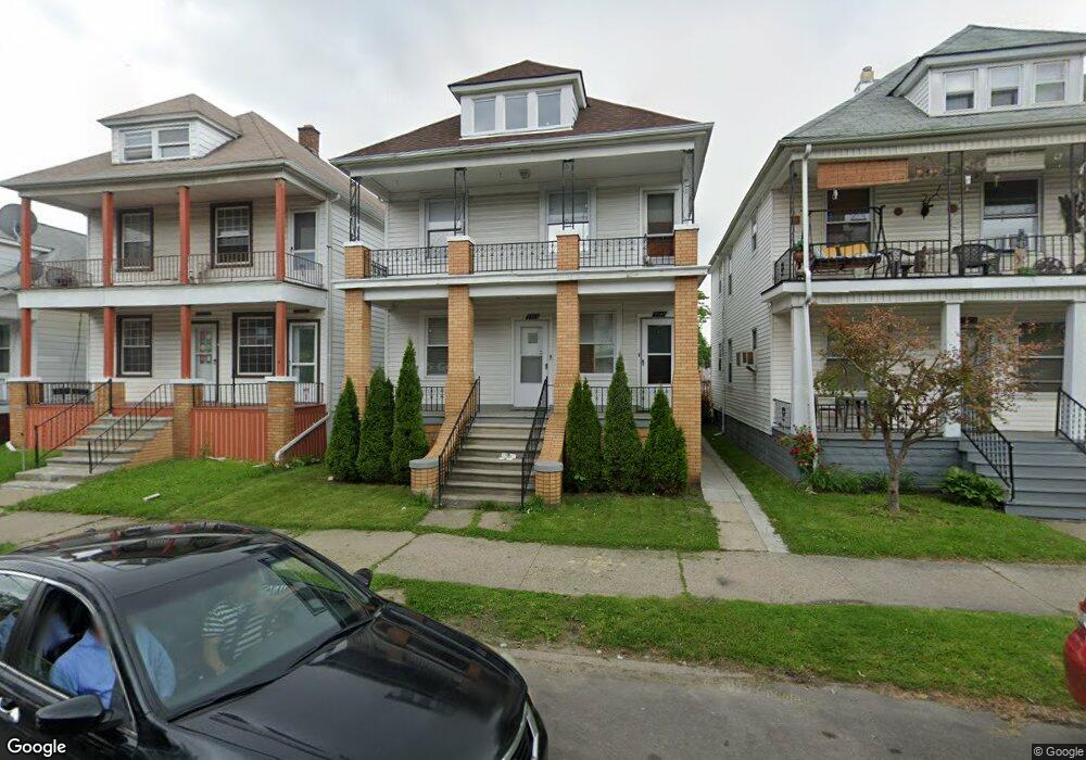 9543 Charest St, HamtraMcK, MI 48212 - photo 1