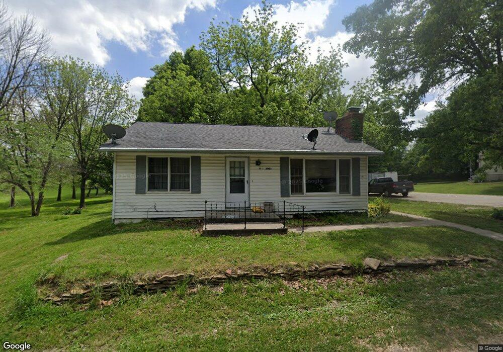 201 E James St, Mayetta, KS 66509 - photo 1