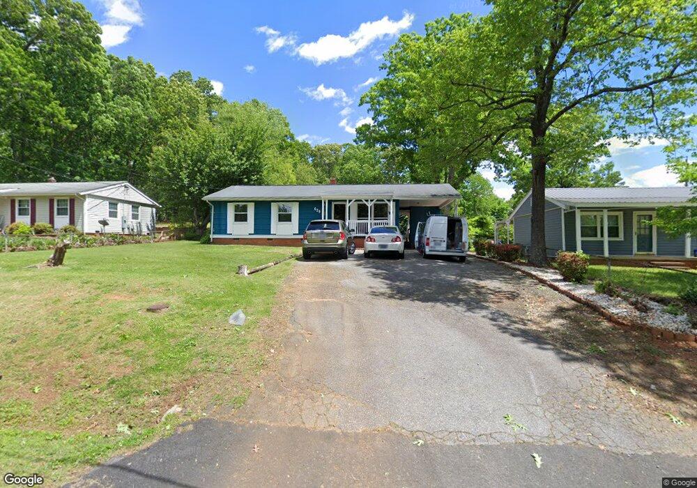 629 Spring Garden Cir, High Point, NC 27260 - photo 1