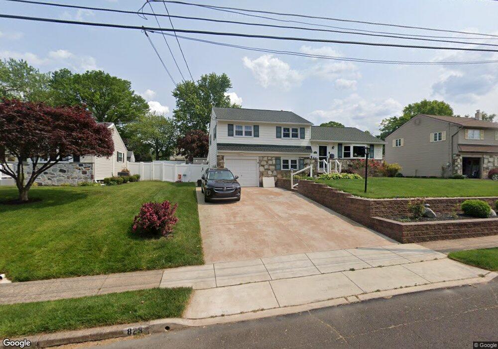 823 Phillips Rd, Warminster, PA 18974 - photo 1