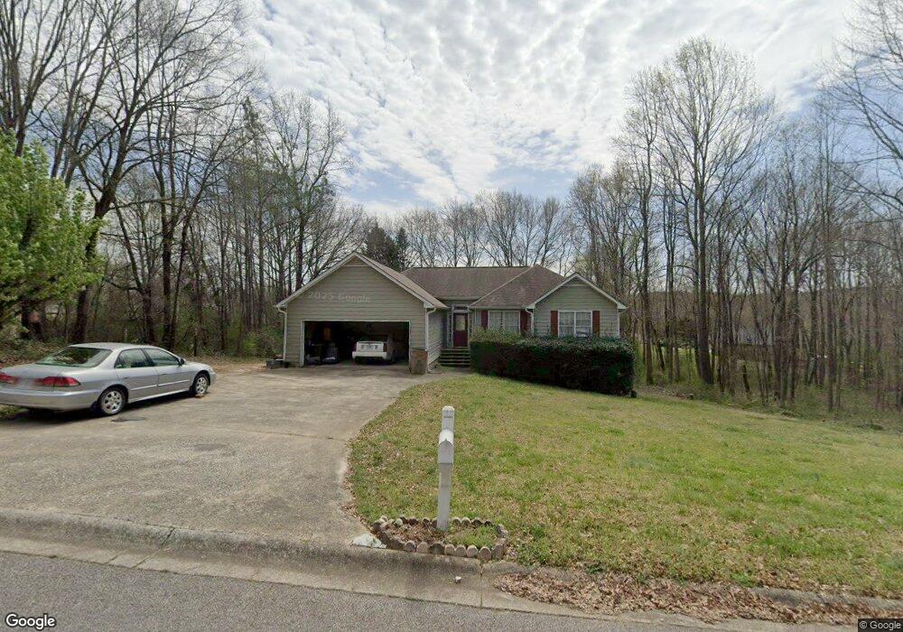 1018 Edgewater Ln, Hoschton, GA 30548 - photo 1